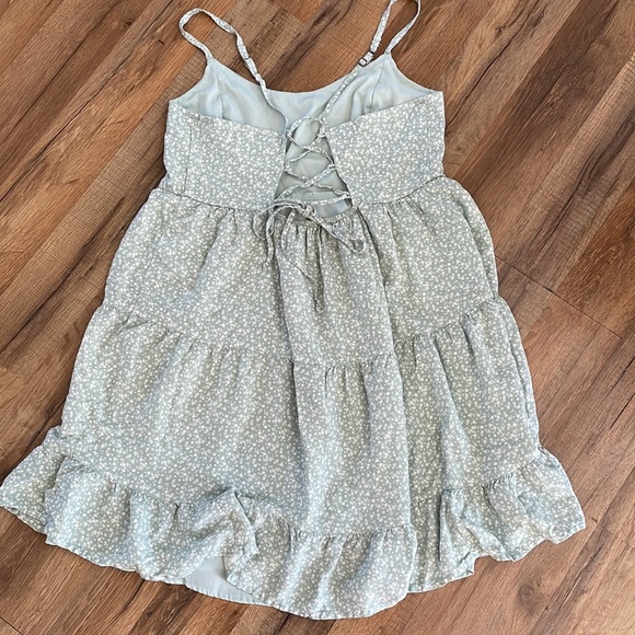 SOLD Hollister Tie Back Babydoll Dress - Picture 2 of 3